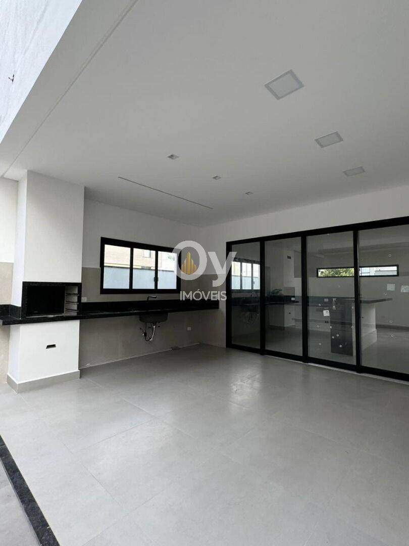 Sobrado com 4 dormitórios à venda, 240 m² por R$ 1.900.000,00 - Recanto dos Eucaliptos - São José dos Campos/SP