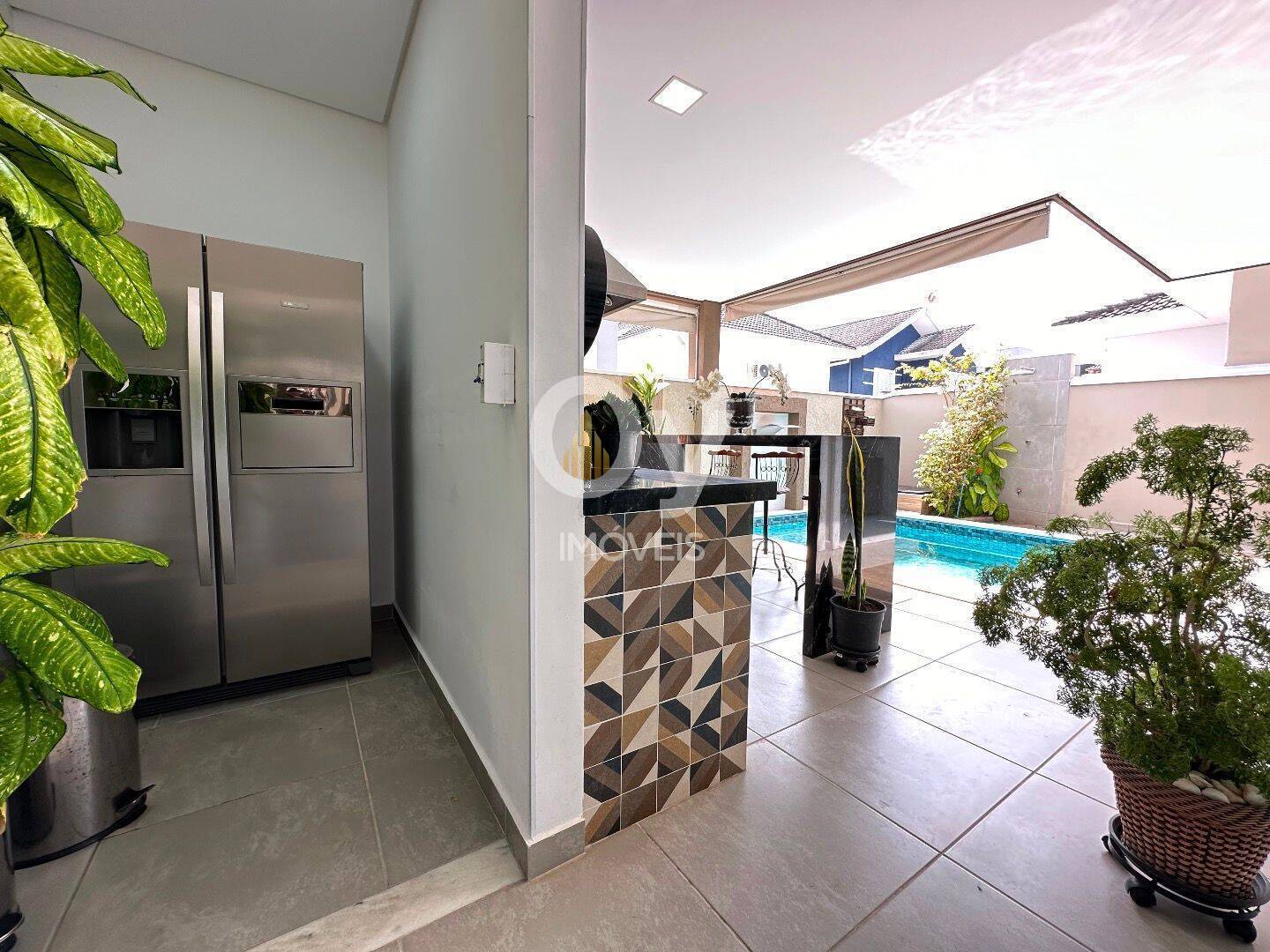 Casa com 4 dormitórios à venda, 220 m² por R$ 2.117.000,00 - Urbanova - São José dos Campos/SP