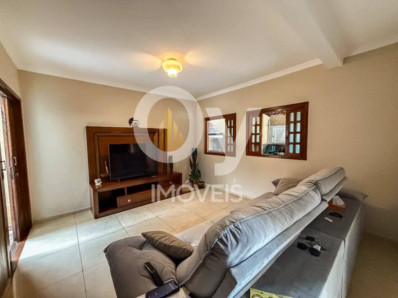 Vende Casa Comercial ou Residencial no Jardim América com 3 Dormitórios
