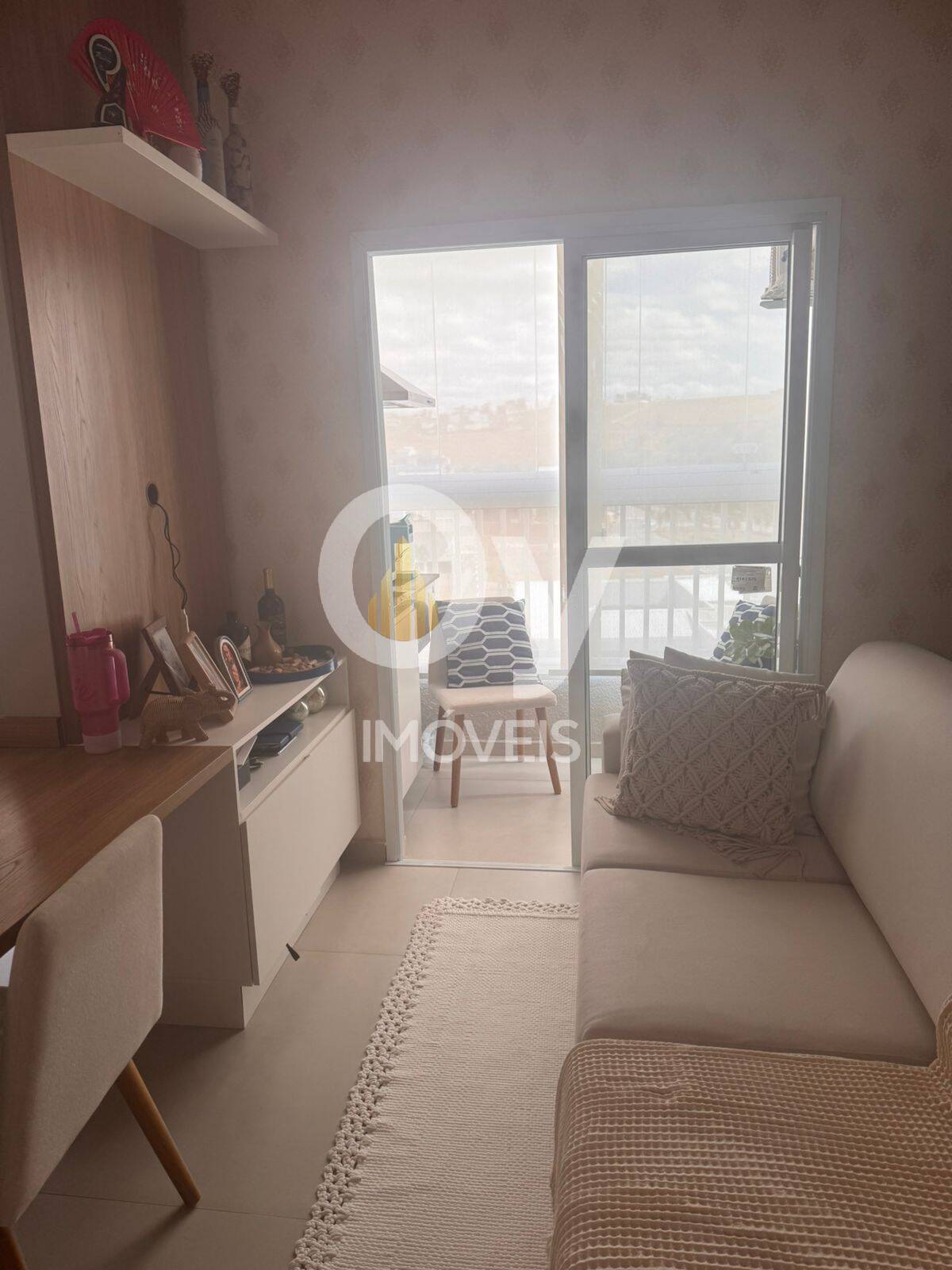 Apartamento moderno com suíte e varanda gourmet