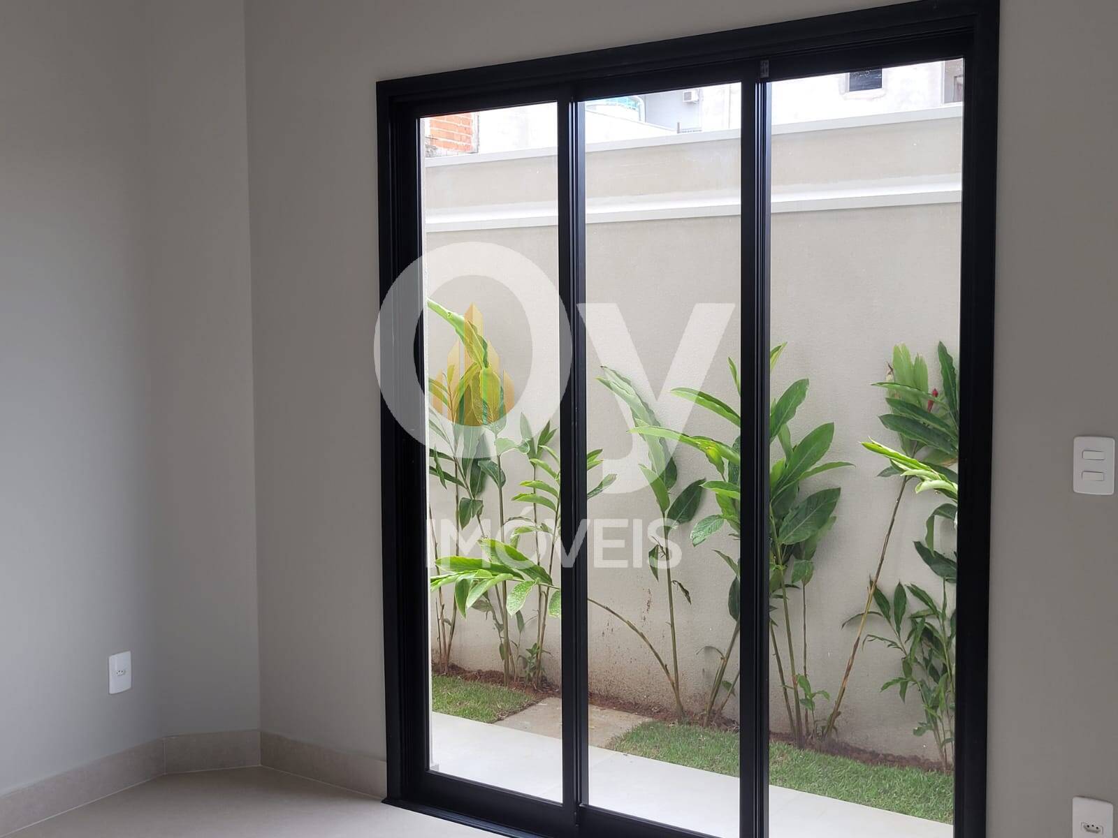 Venda Casa no Condomínio Floradas do Paratehy – Urbanova São José dos Ca