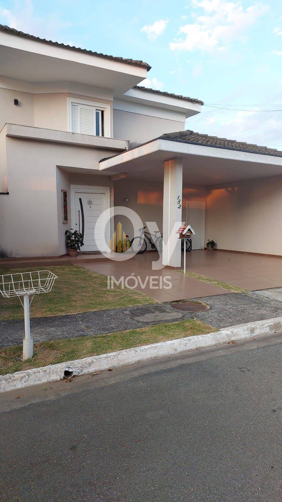 Casa à Venda no Altos da Serra VI – Urbanova | São José dos Campos