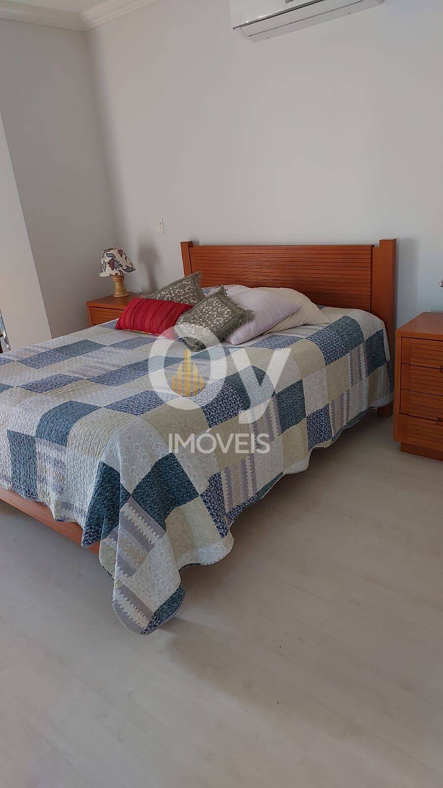 Casa à Venda no Altos da Serra VI – Urbanova | São José dos Campos