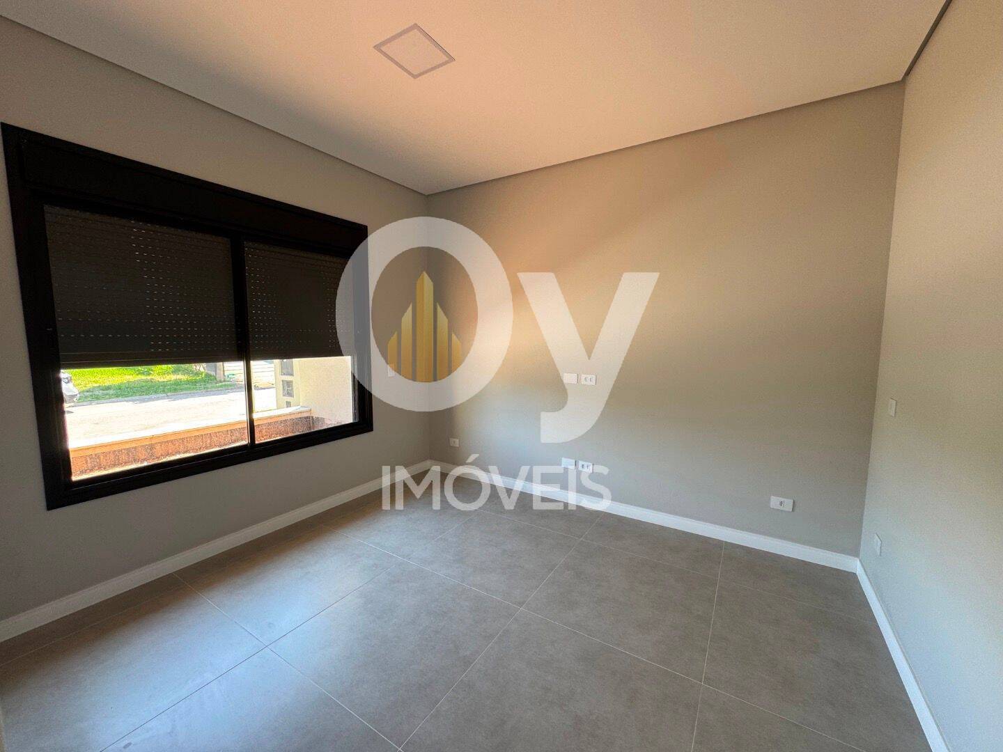 Casa à Venda – Condomínio Mont Blanc – São José dos Campos