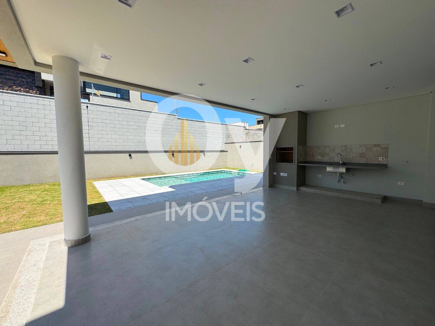 Casa à Venda – Condomínio Mont Blanc – São José dos Campos