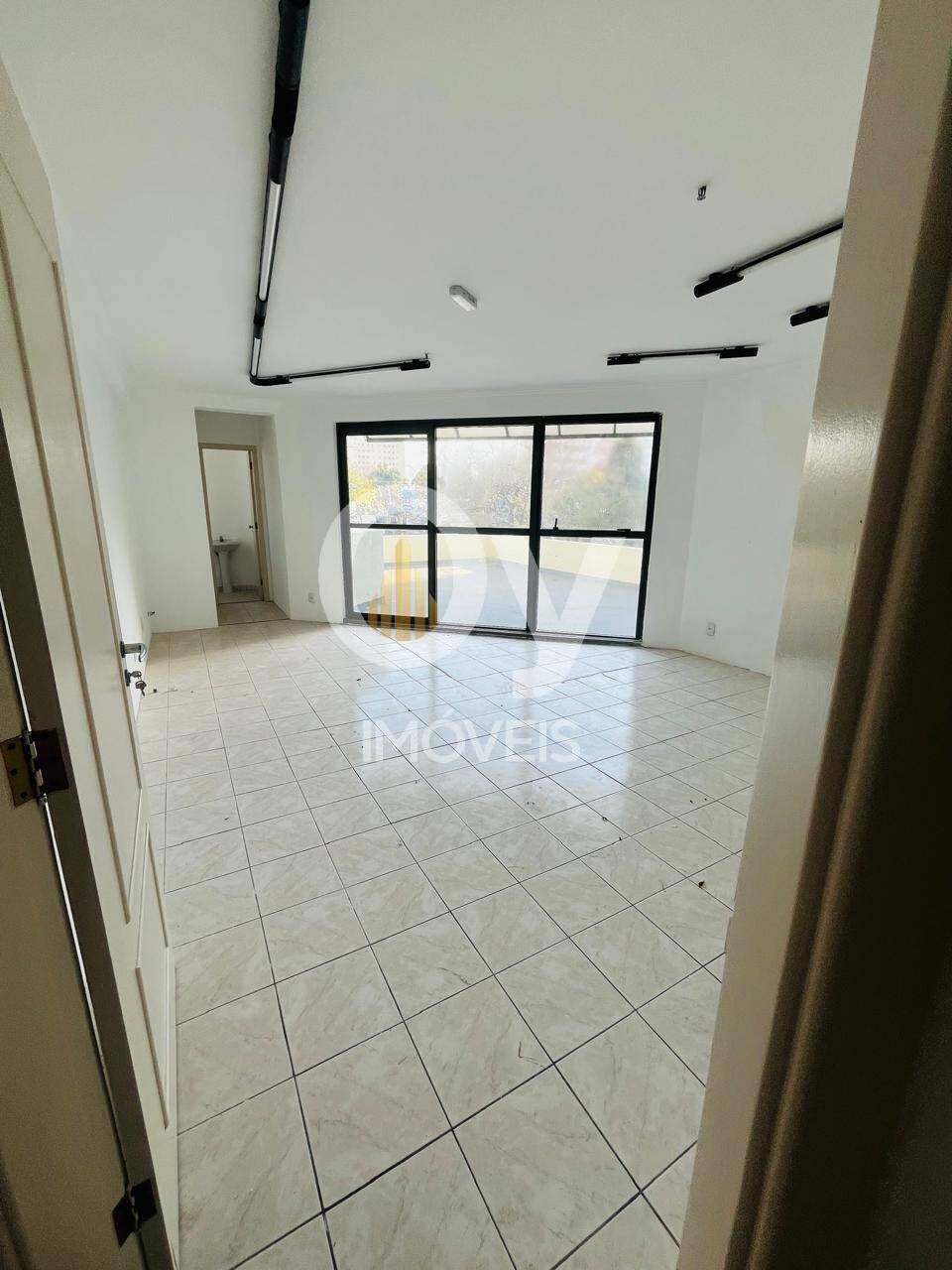 Sala Comercial para Locação – Edifício Metropolitan Offices – Centro