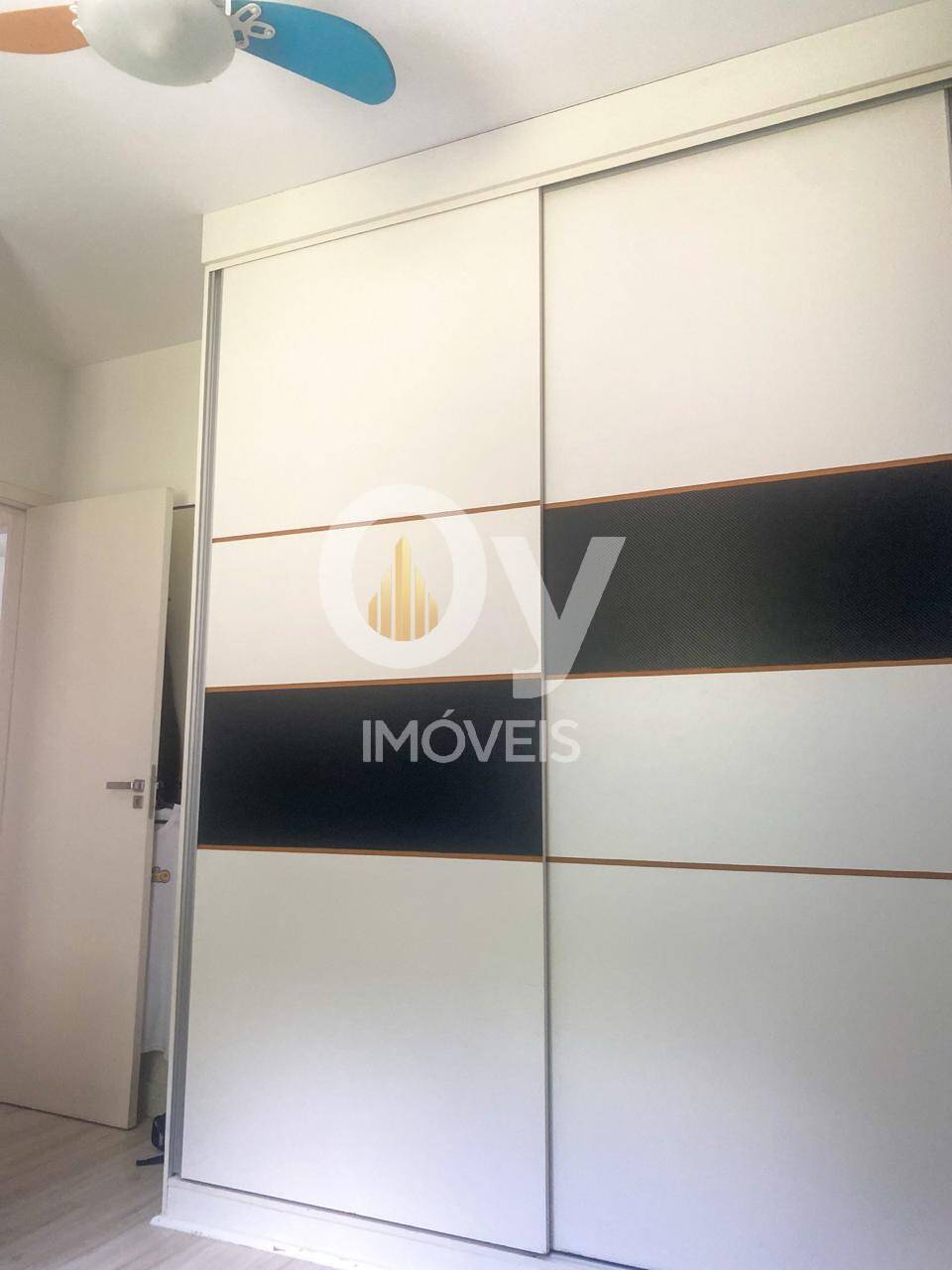 Apartamento á Venda no Edifício Tangará – 2 dormitórios