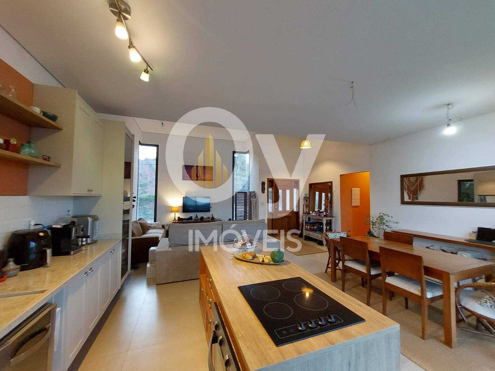 Casa lindissima a venda em Condominio Paraíso de Igaratá| Igaratá Sp.