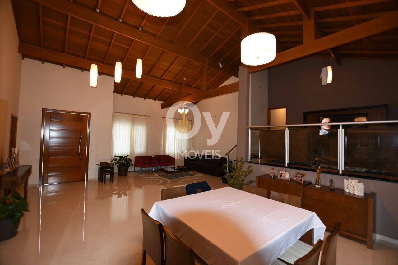 Casa para Locação – Condomínio Mirante do Vale – Jacareí