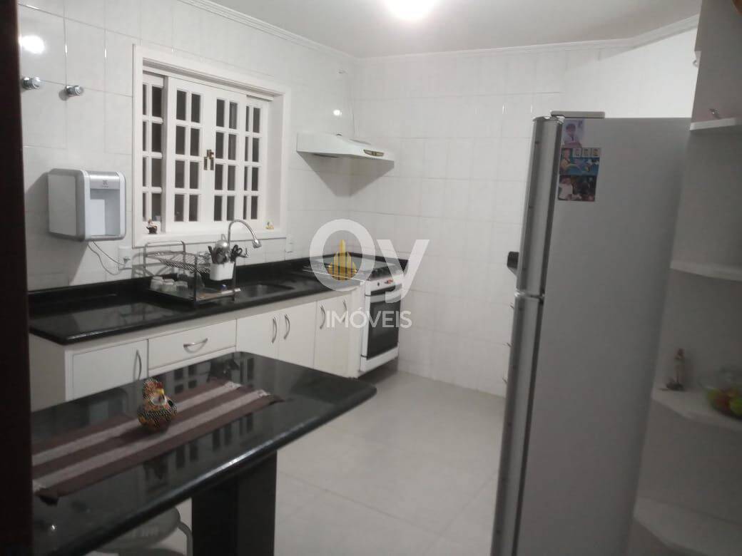 Casa à Venda – 4 Dormitórios no Condomínio Residencial Eldorado – Urbanova