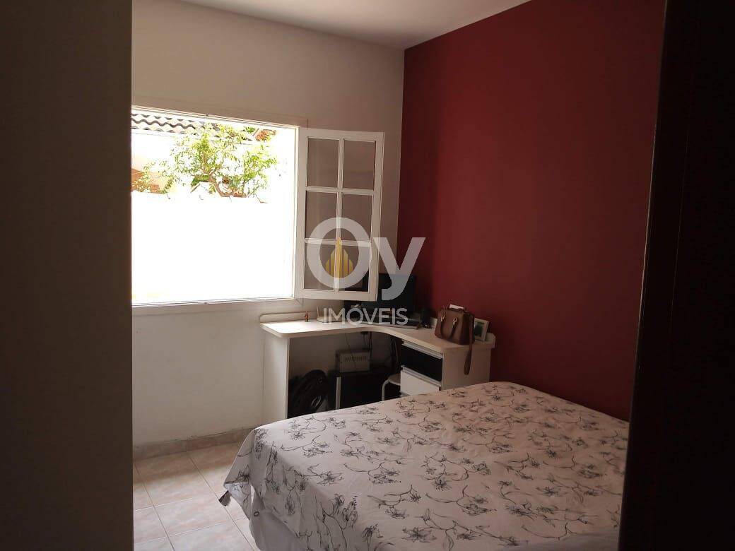 Casa à Venda – 4 Dormitórios no Condomínio Residencial Eldorado – Urbanova