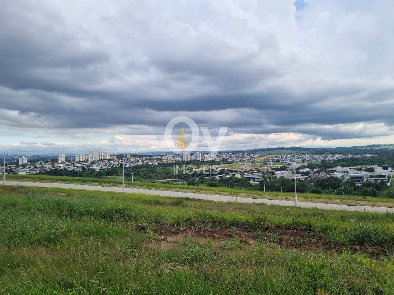Terreno à venda no Condomínio Terras Alpha| 348m²