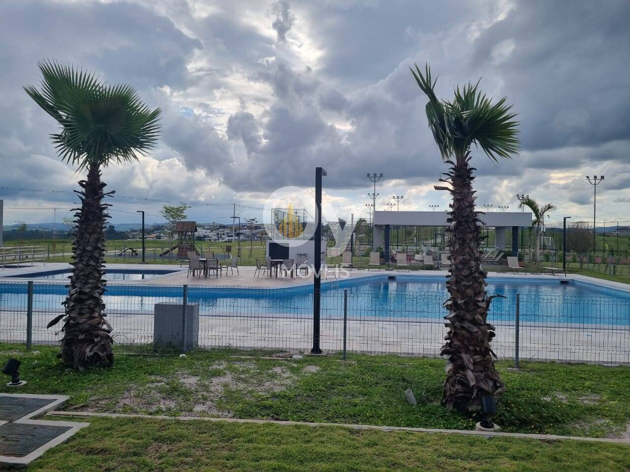Terreno à venda no Condomínio Terras Alpha| 348m²