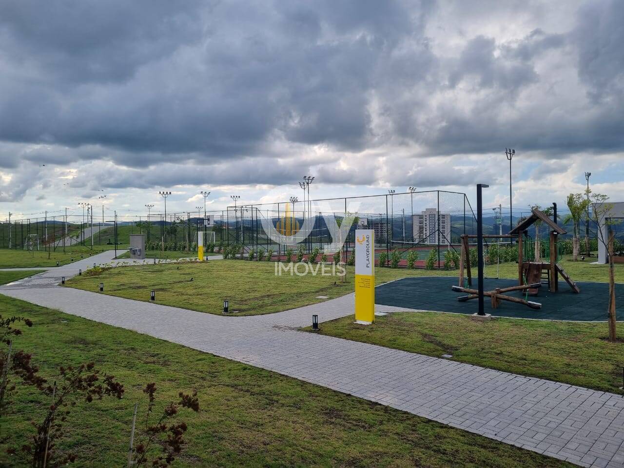 Terreno à venda no Condomínio Terras Alpha| 348m²