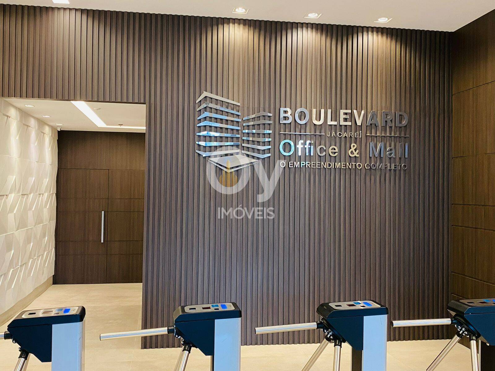 Oportunidade: Sala Comercial de 76 m² Totalmente Equipada e Pronta para Uso