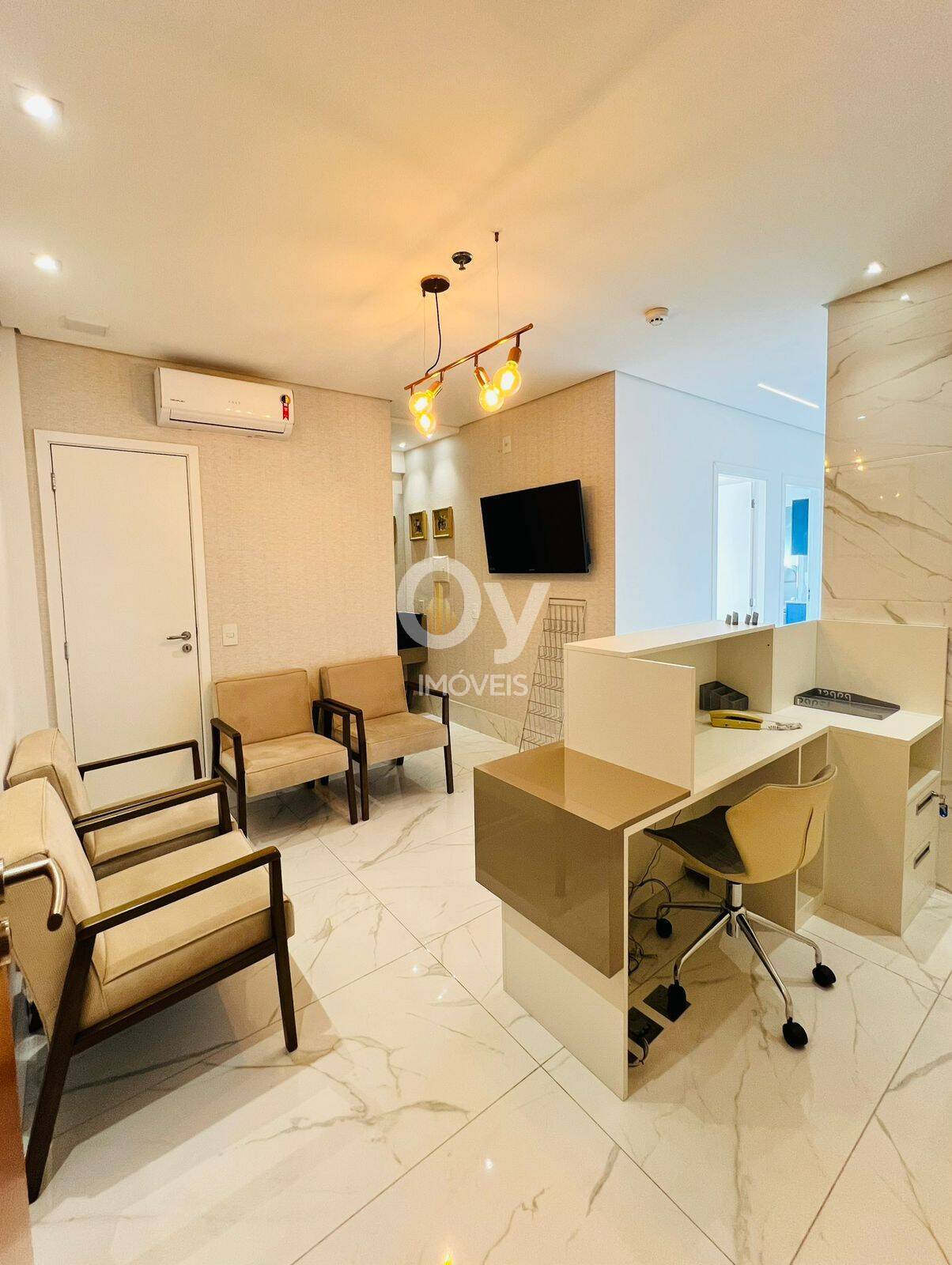 Oportunidade: Sala Comercial de 76 m² Totalmente Equipada e Pronta para Uso