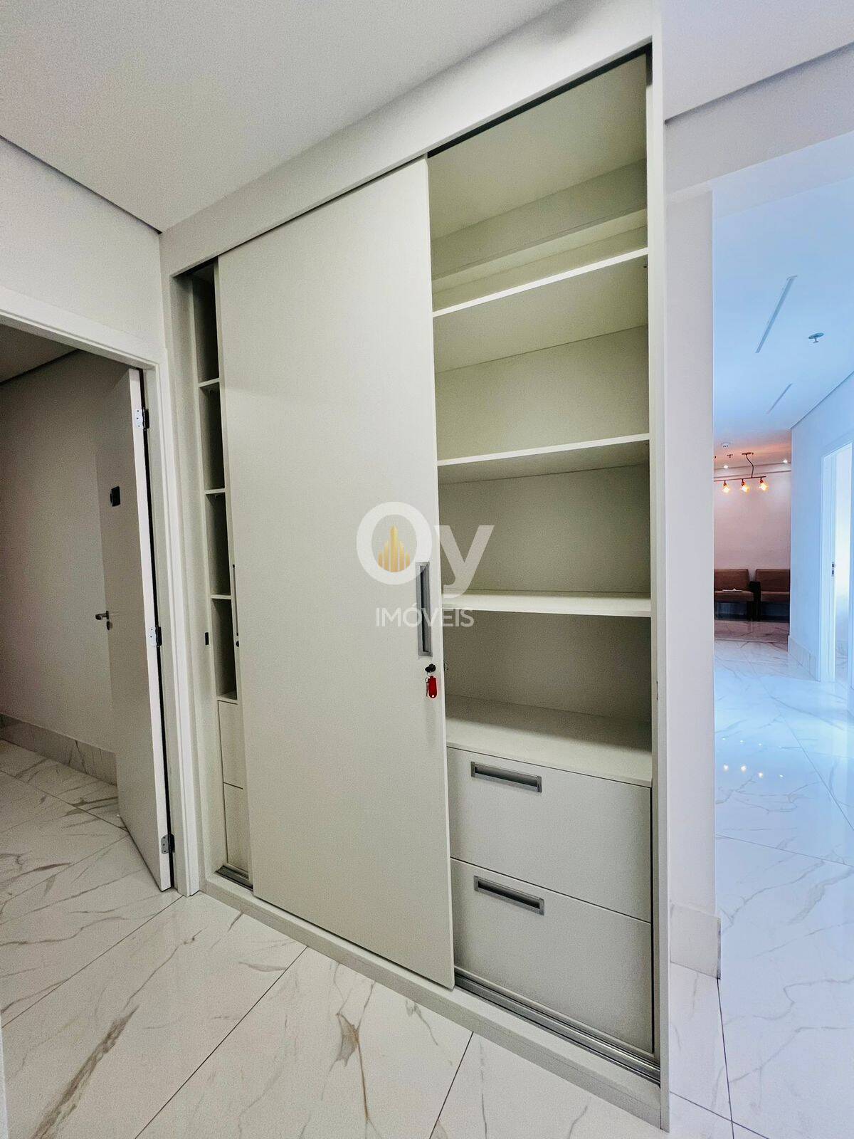 Oportunidade: Sala Comercial de 76 m² Totalmente Equipada e Pronta para Uso