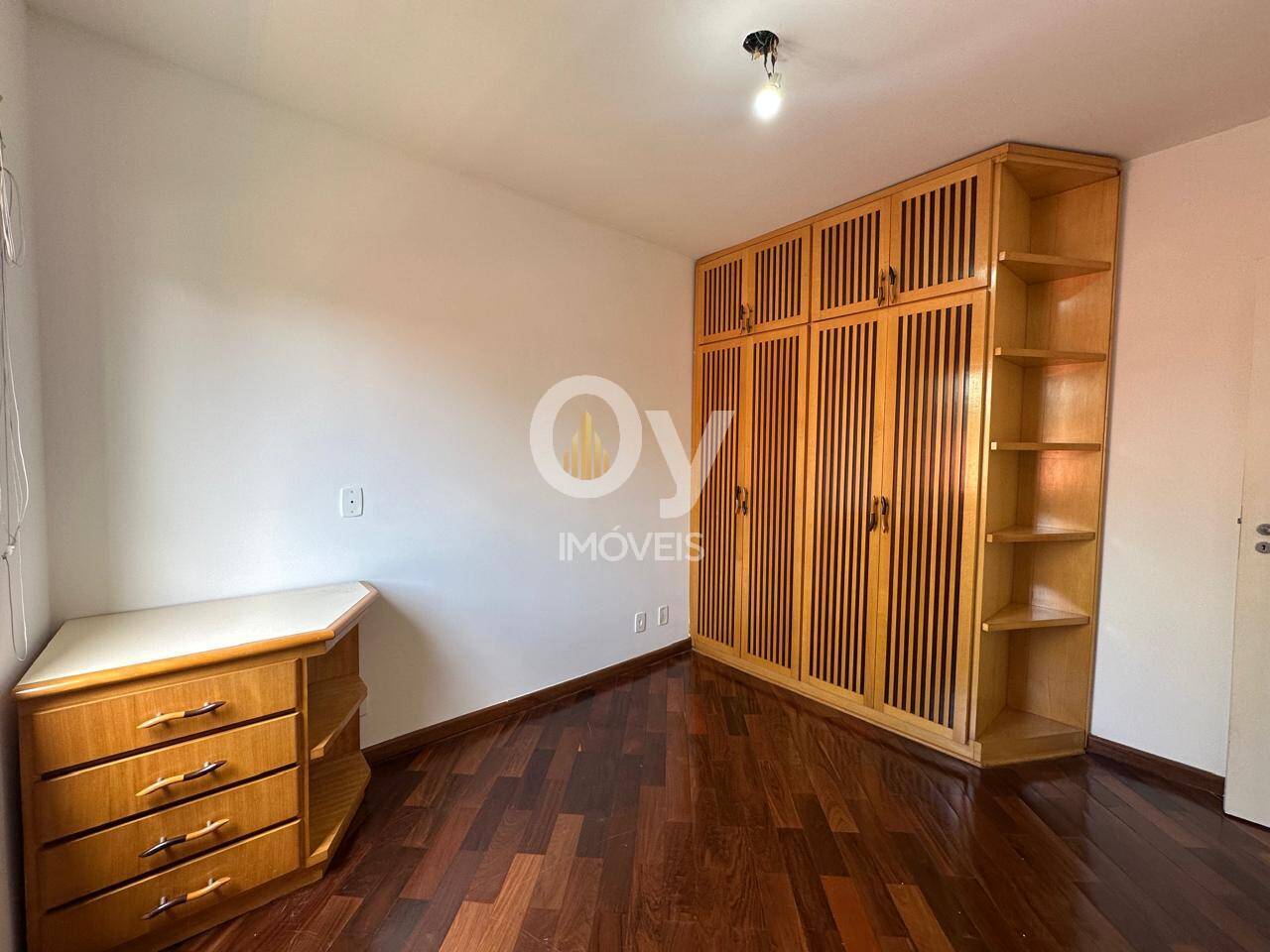 APARTAMENTO LOCAÇÃO ou VENDA - 4 DORMITÓRIOS COM SUÍTE – EDIFÍCIO NEW YORK