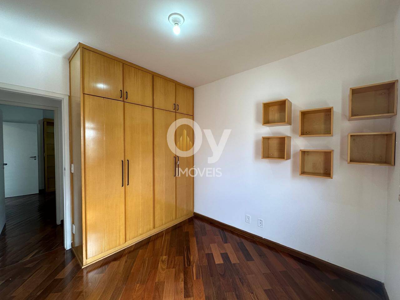 APARTAMENTO LOCAÇÃO ou VENDA - 4 DORMITÓRIOS COM SUÍTE – EDIFÍCIO NEW YORK