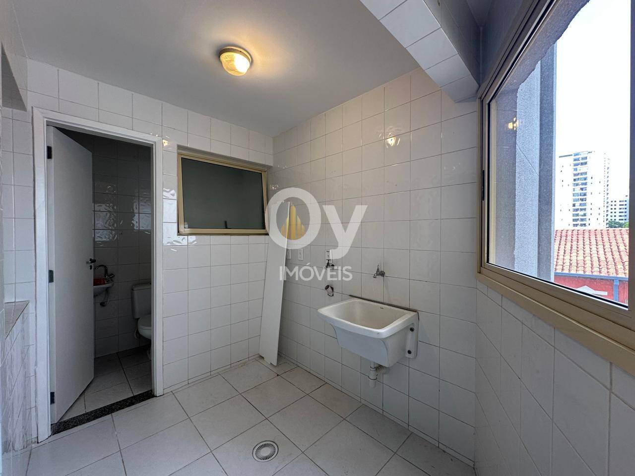 APARTAMENTO LOCAÇÃO ou VENDA - 4 DORMITÓRIOS COM SUÍTE – EDIFÍCIO NEW YORK