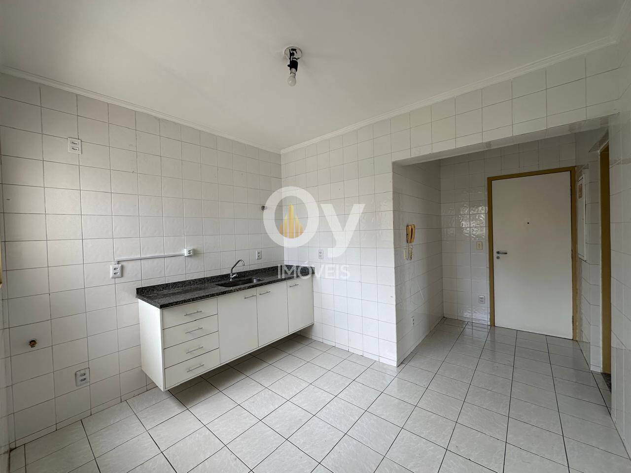 APARTAMENTO 4 DORMITÓRIOS COM SUÍTE – EDIFÍCIO NEW YORK / LOCAÇÃO E VENDA