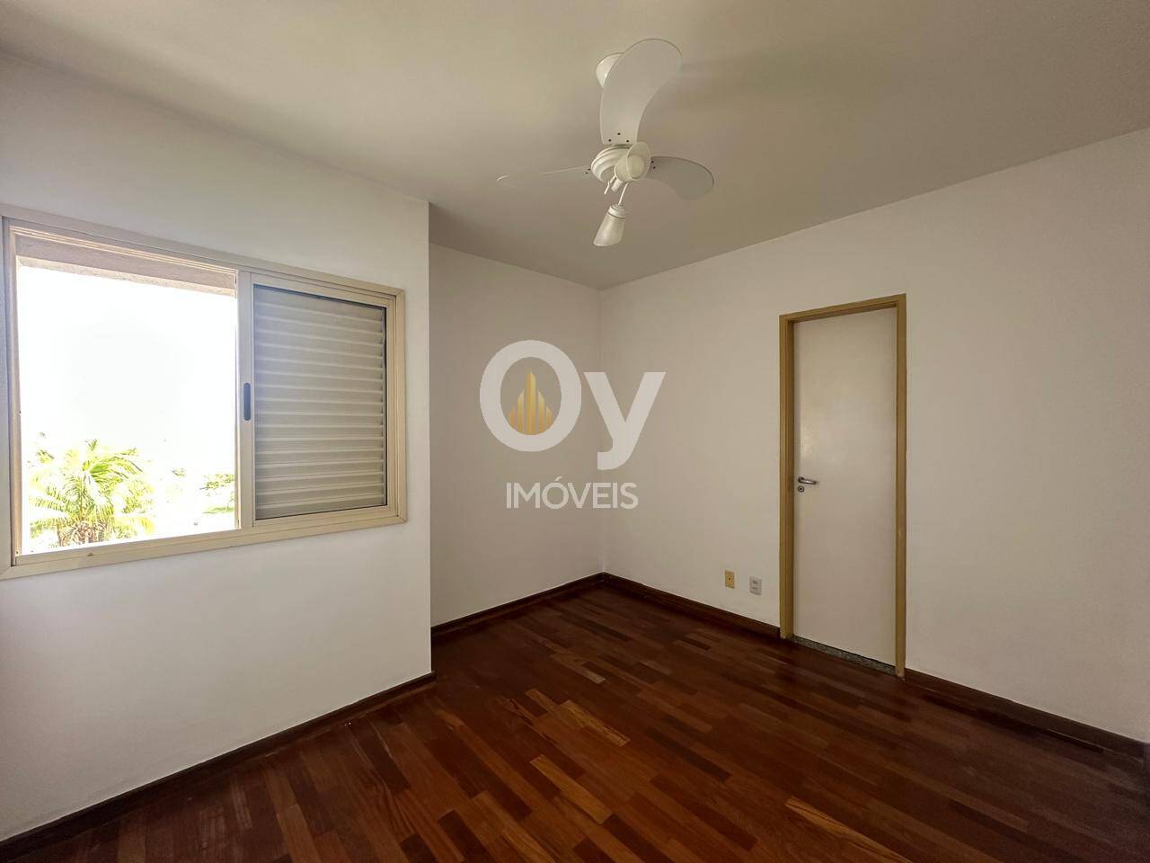 APARTAMENTO 4 DORMITÓRIOS COM SUÍTE – EDIFÍCIO NEW YORK / LOCAÇÃO E VENDA