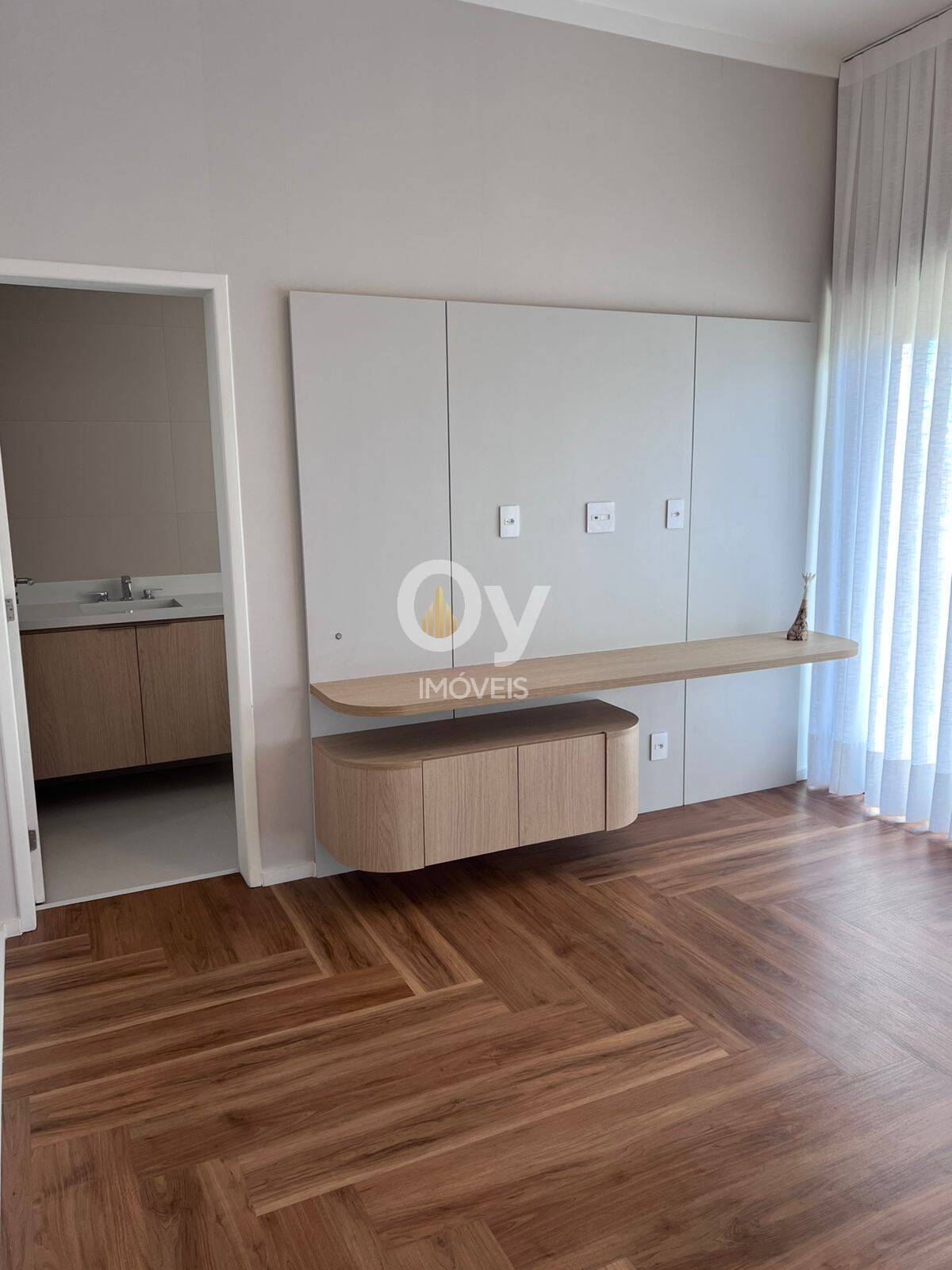 Sobrado de alto padrão com vista definitiva em condominio exclusivo.