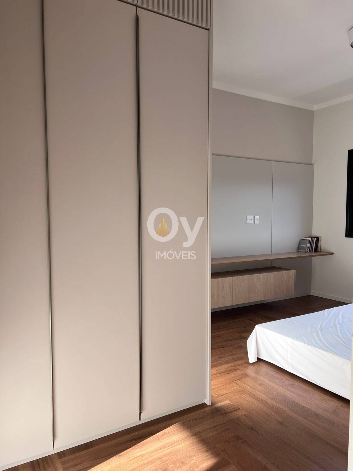 Sobrado de alto padrão com vista definitiva em condominio exclusivo.