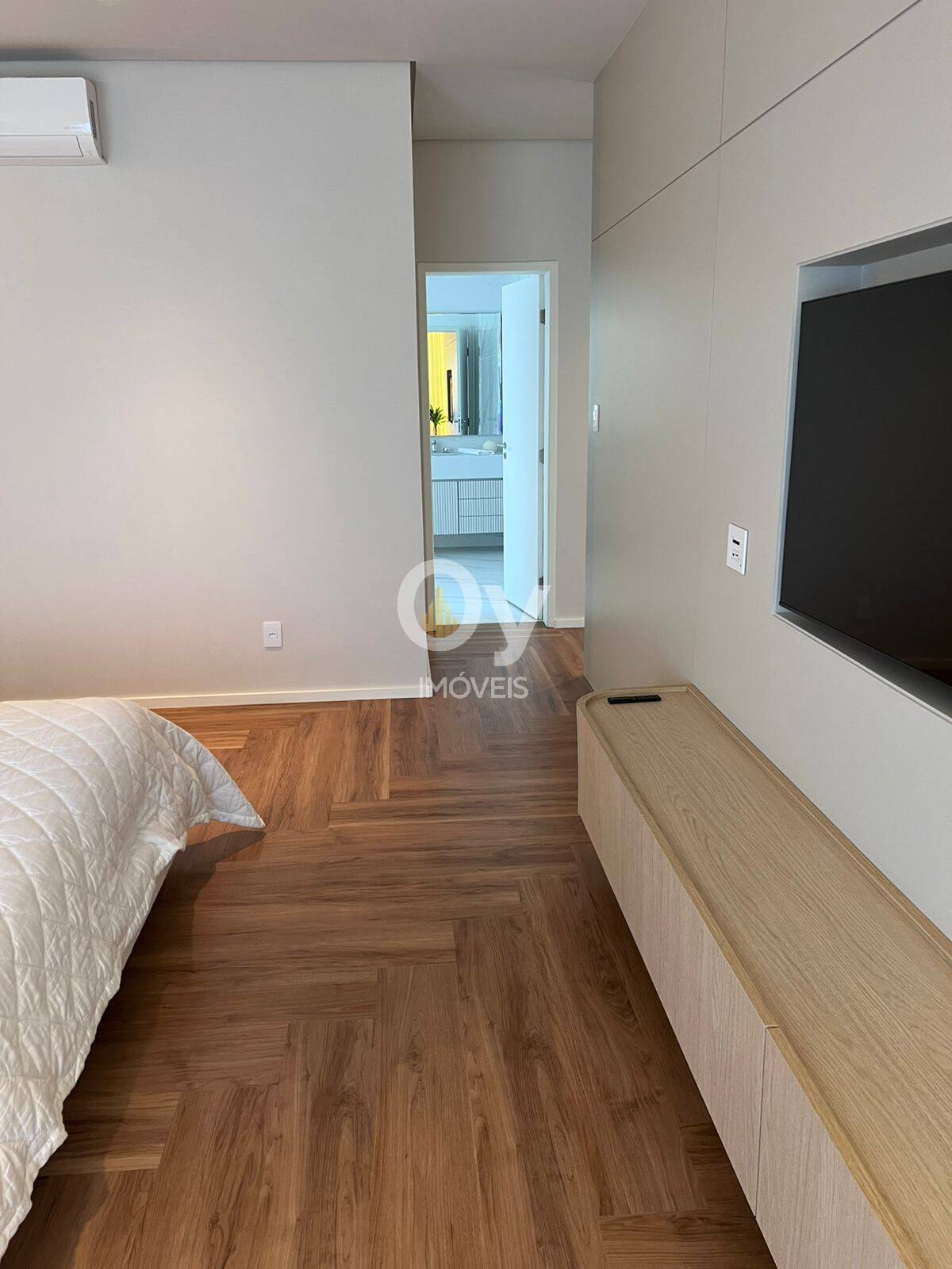 Sobrado de alto padrão com vista definitiva em condominio exclusivo.