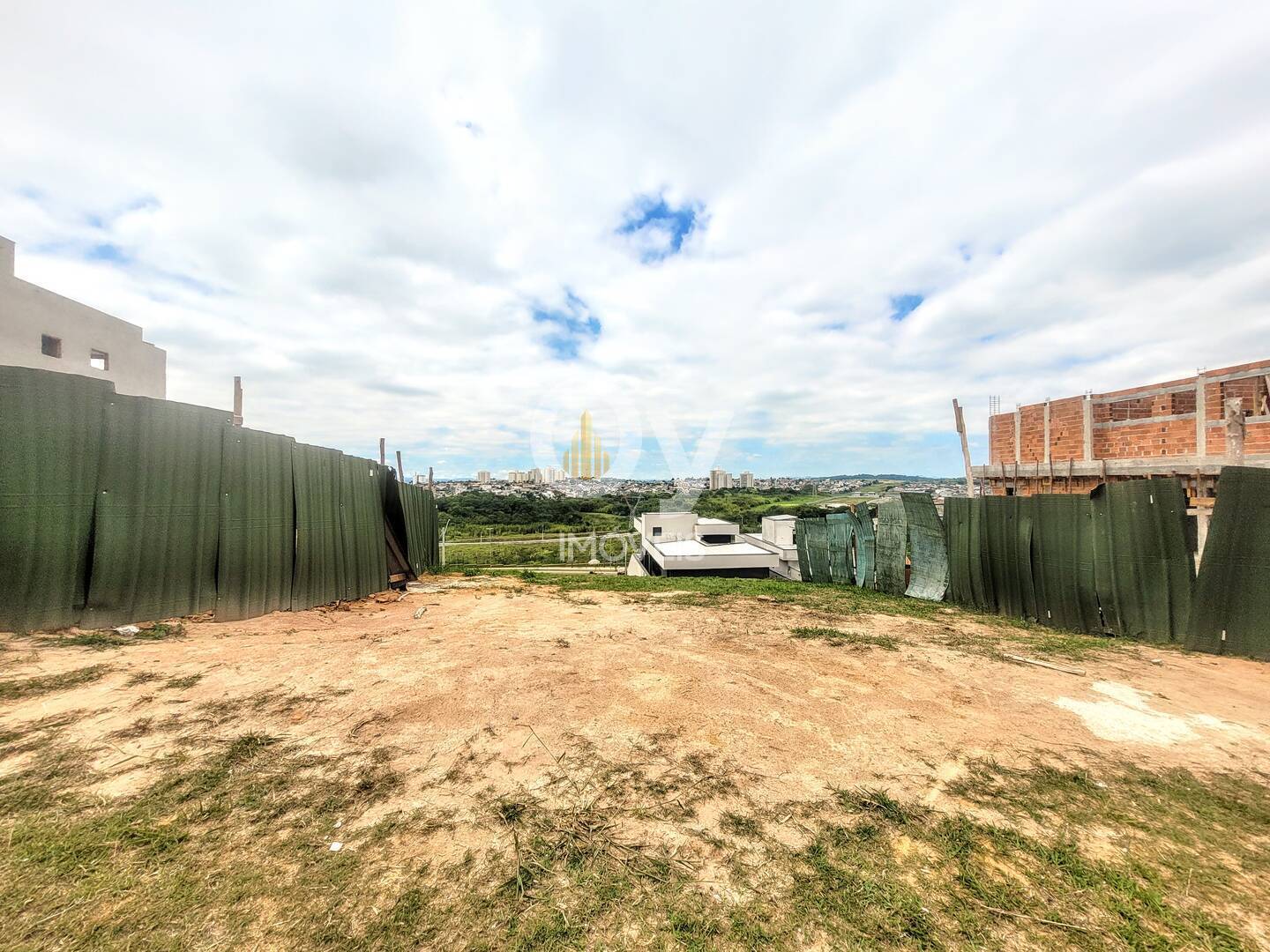Terreno à Venda ou Permuta – Terras Alpha Urbanova São Jose dos Campos