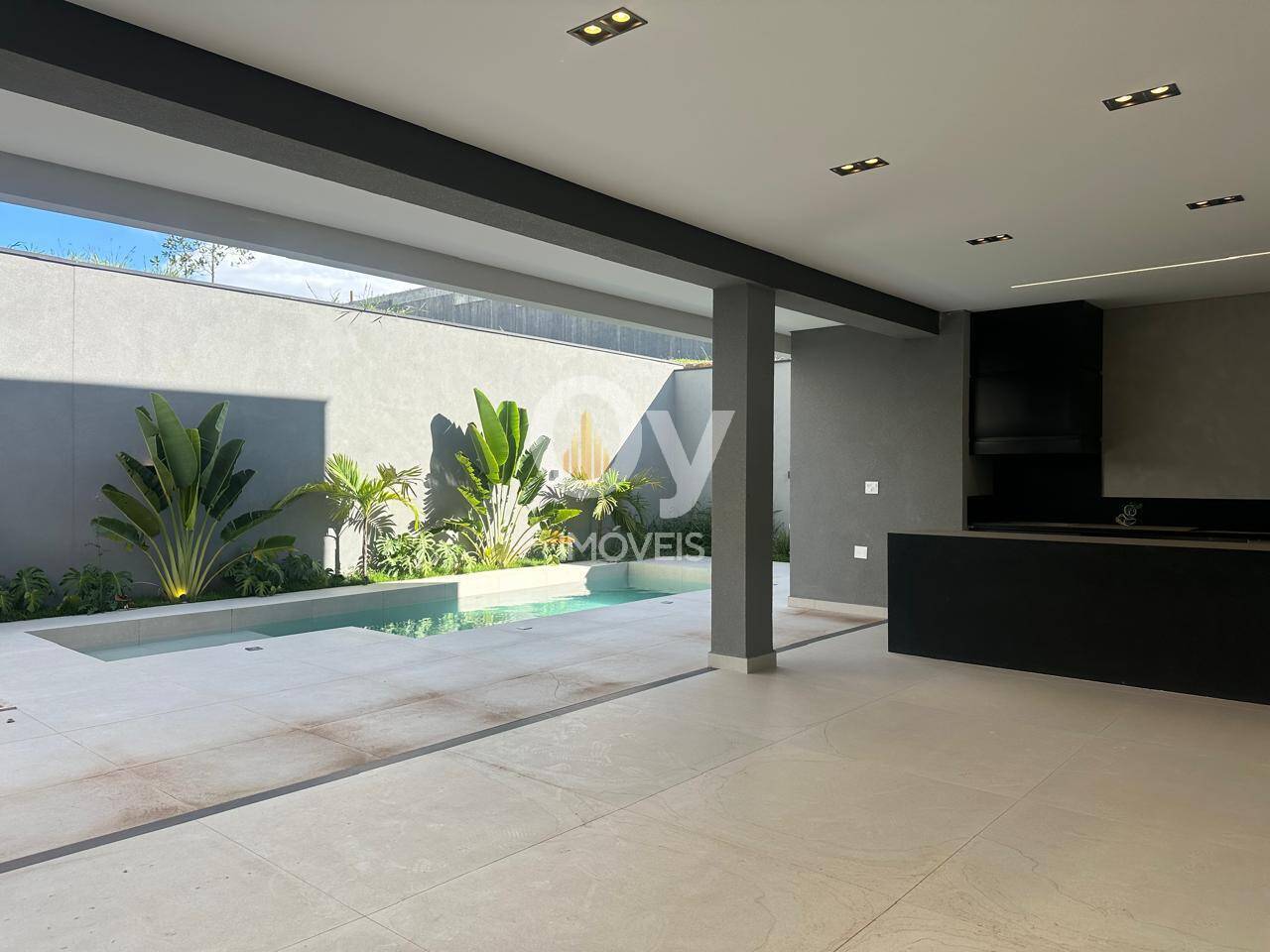 Sobrado de Alto Padrão com 5 Suítes no Alphaville II – 423 m²