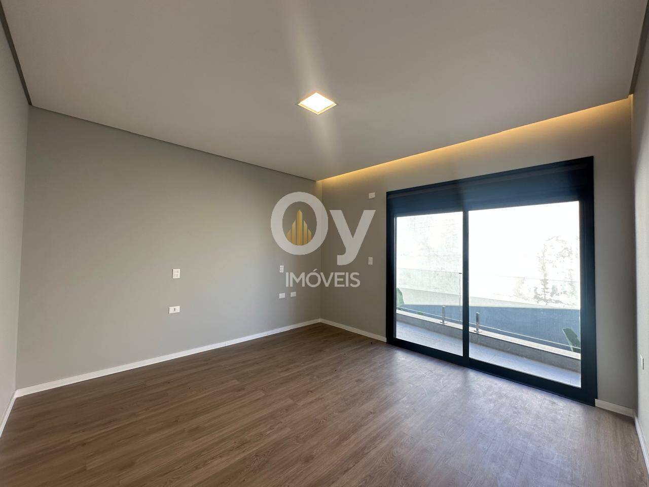 Sobrado Contemporâneo de Alto Padrão no Alphaville – 4 suites