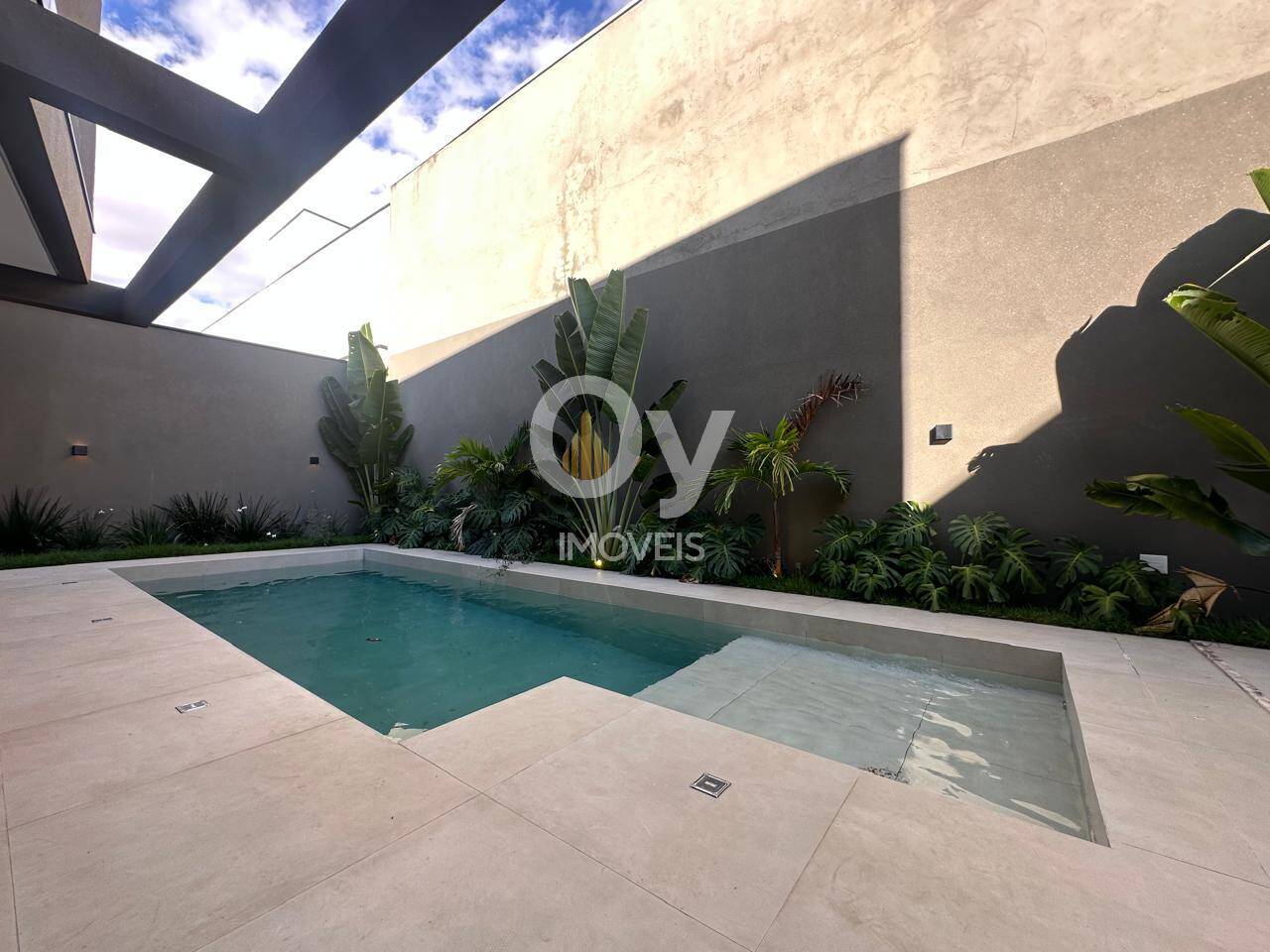 Sobrado Contemporâneo de Alto Padrão no Alphaville – 4 suites