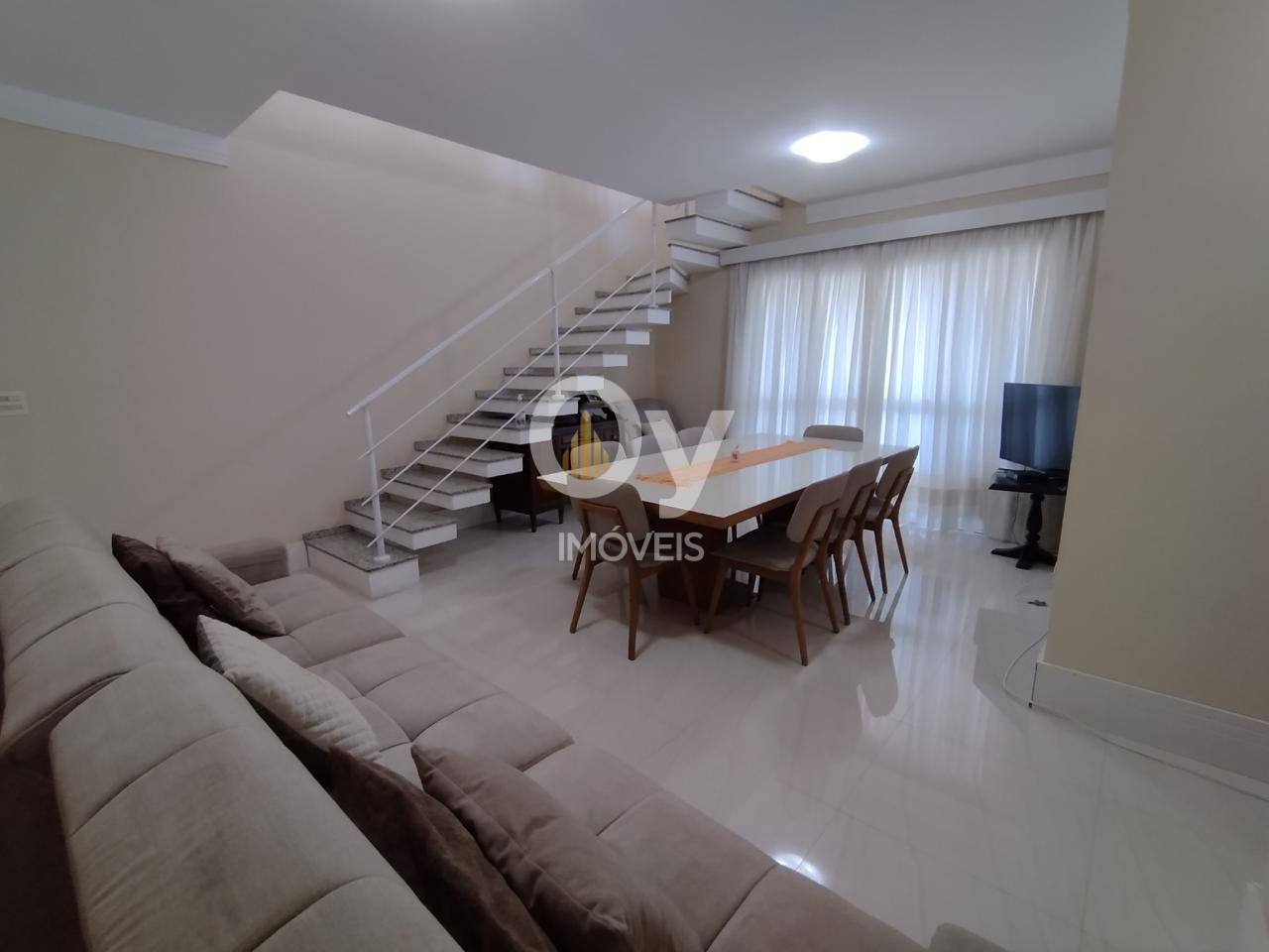 Cobertura Duplex no The View – 243m², 4 Dorms e 3 Vagas