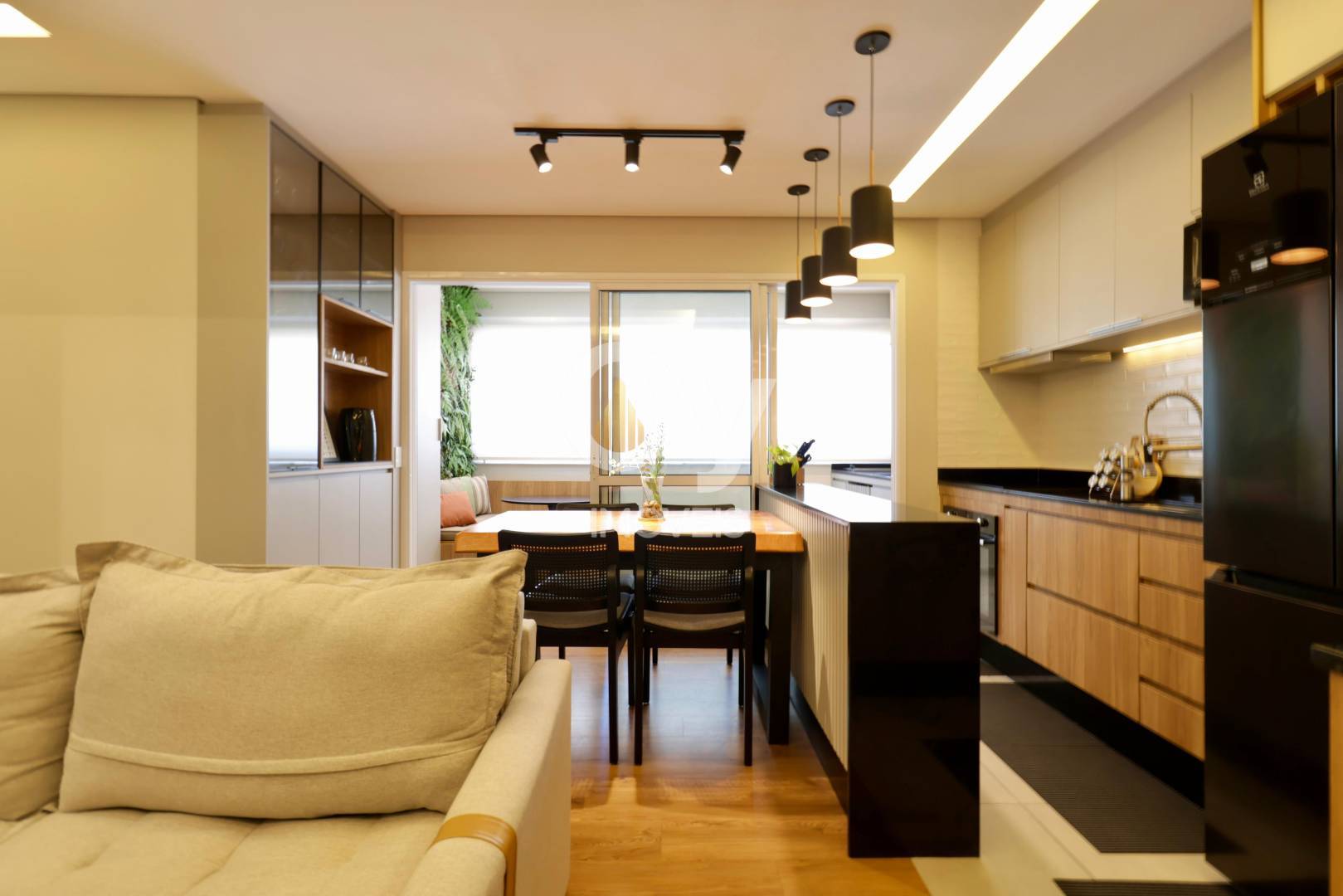 Apartamento para locação na vila industrial com 3 dormitórios
