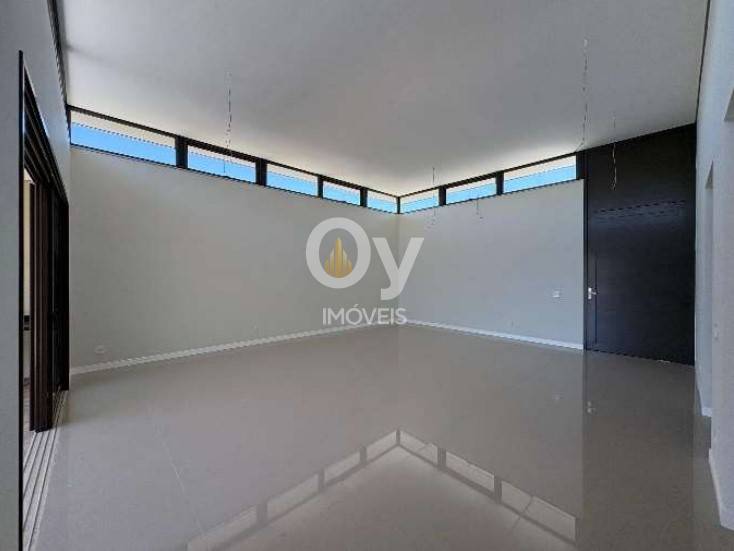 Vende Casa Térrea Nova com 3 Suítes no Colinas do Paratehy Norte