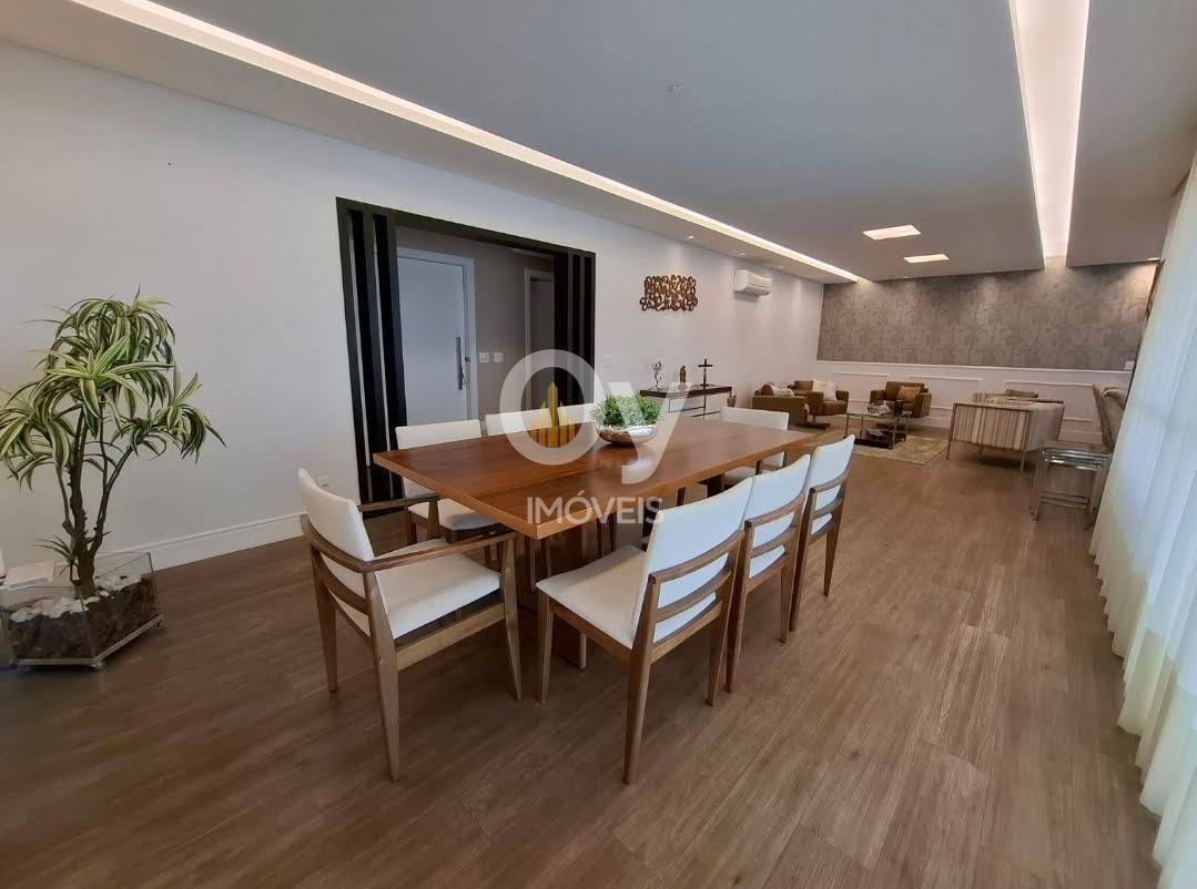 Apartamento com Vista Definitiva no Jardim das Colinas 4 suites