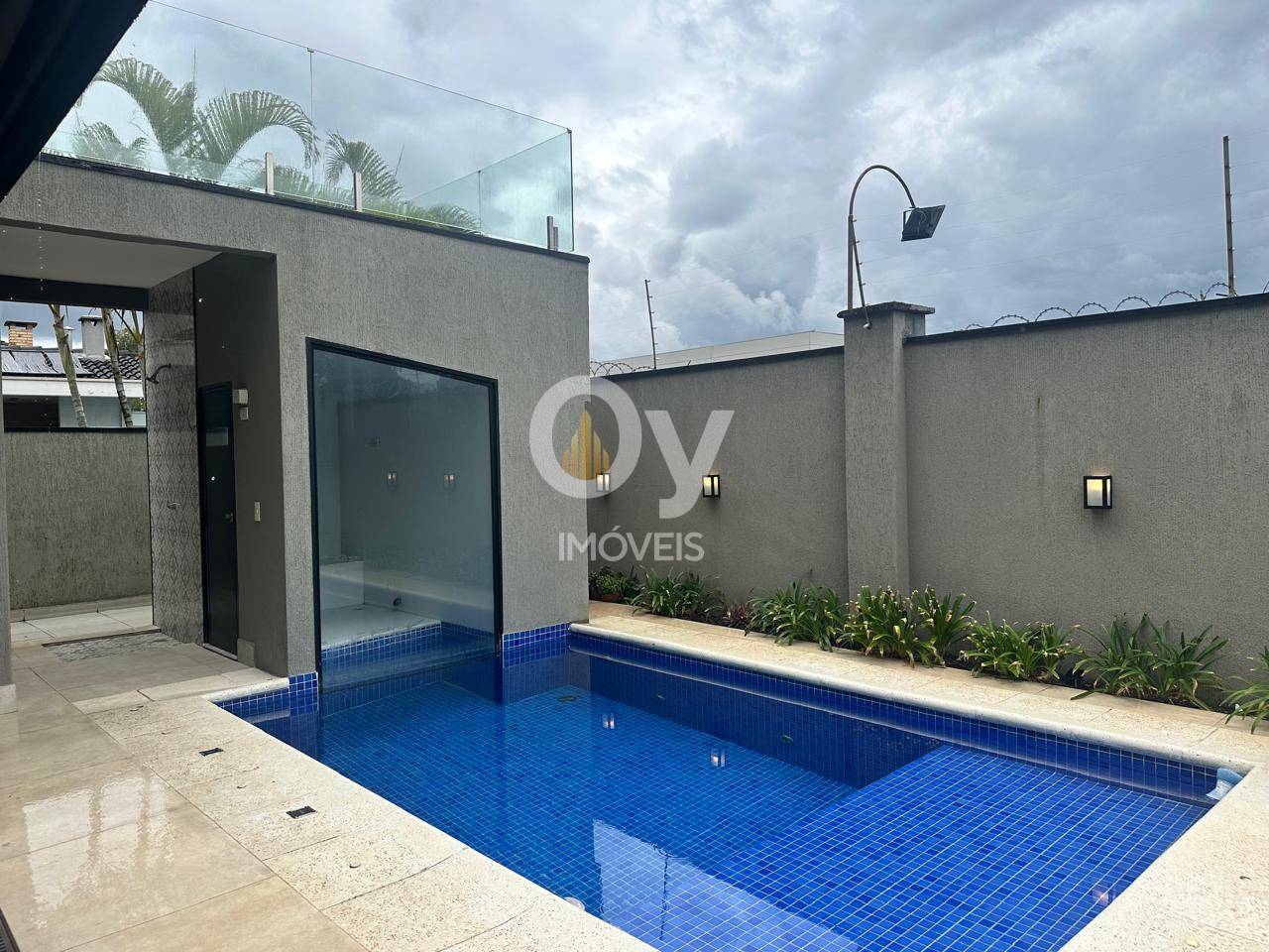 Sobrado à Venda com projeto contemporâneo | Condomínio Crystal - Jacareí/SP