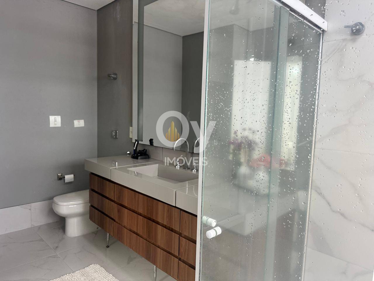 Sobrado à Venda com projeto contemporâneo | Condomínio Crystal - Jacareí/SP