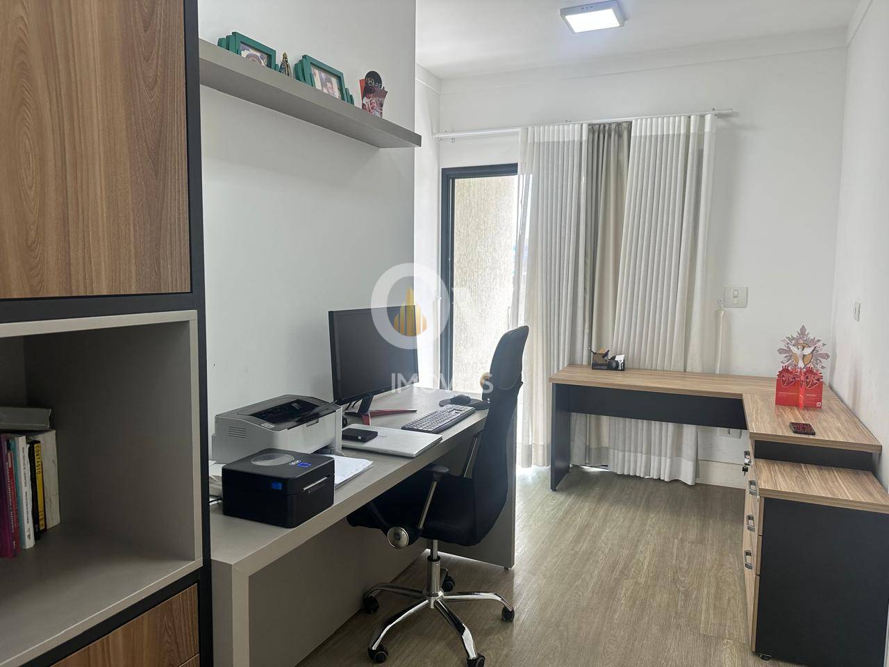Sobrado à Venda com projeto contemporâneo | Condomínio Crystal - Jacareí/SP