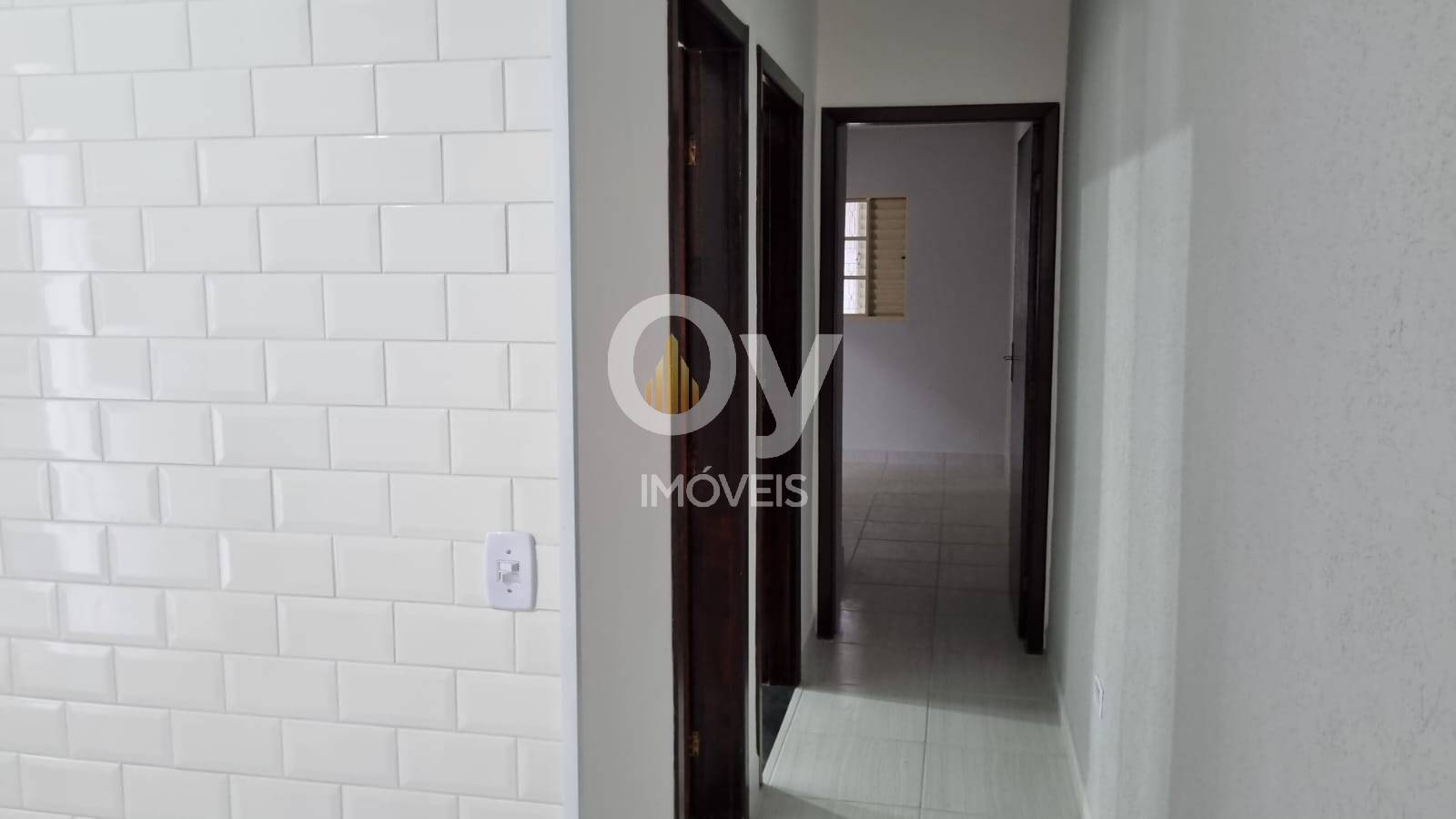 Casa Recém Reformada | 2 Dormitórios | 1 Suíte