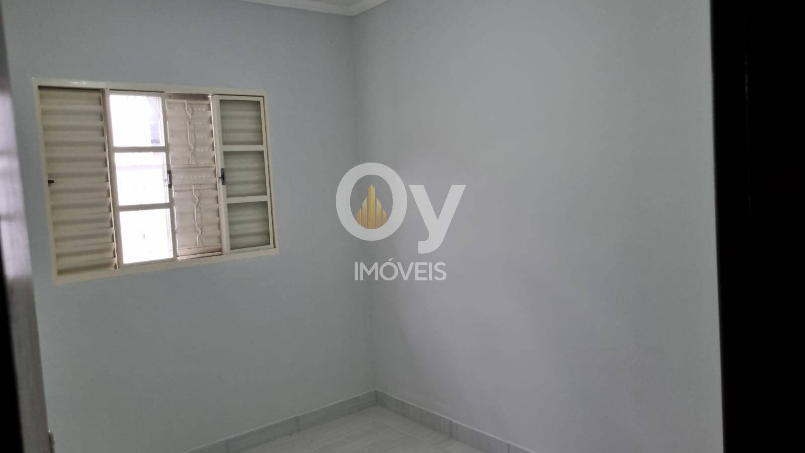 Casa Recém Reformada | 2 Dormitórios | 1 Suíte