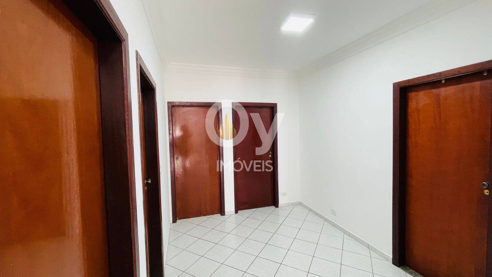 Casa Térrea para Locação no Condomínio Jardim das Colinas