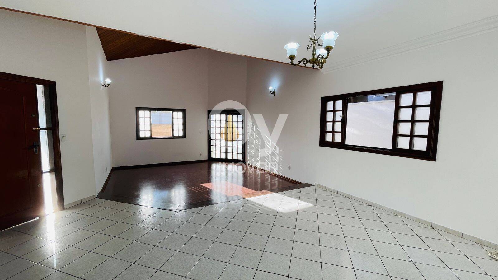 Casa Térrea para Locação no Condomínio Jardim das Colinas