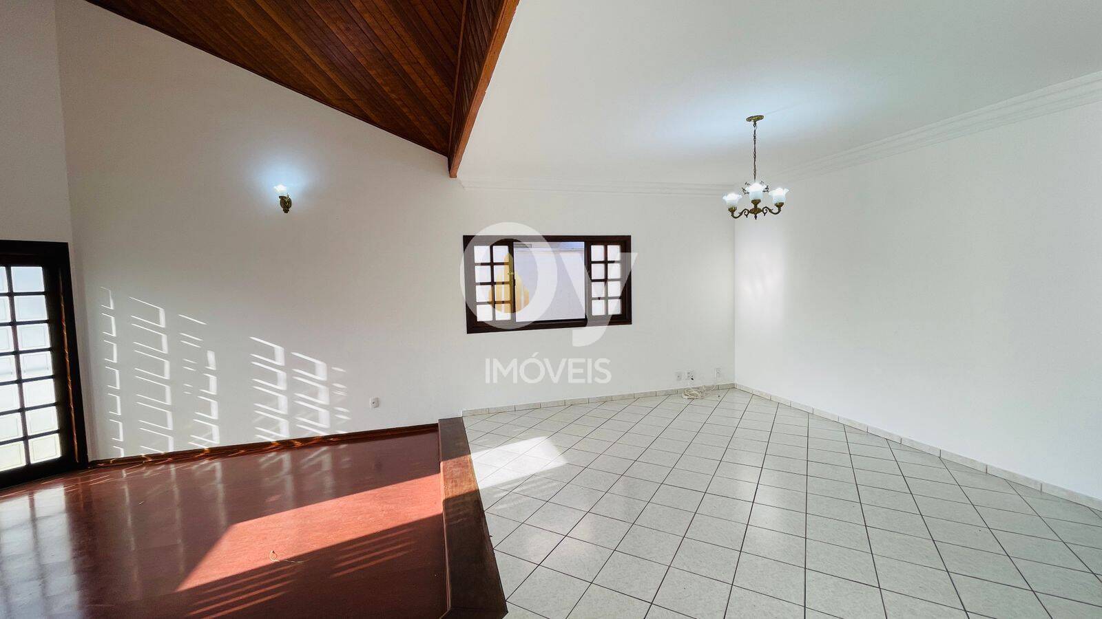 Casa Térrea para Locação no Condomínio Jardim das Colinas