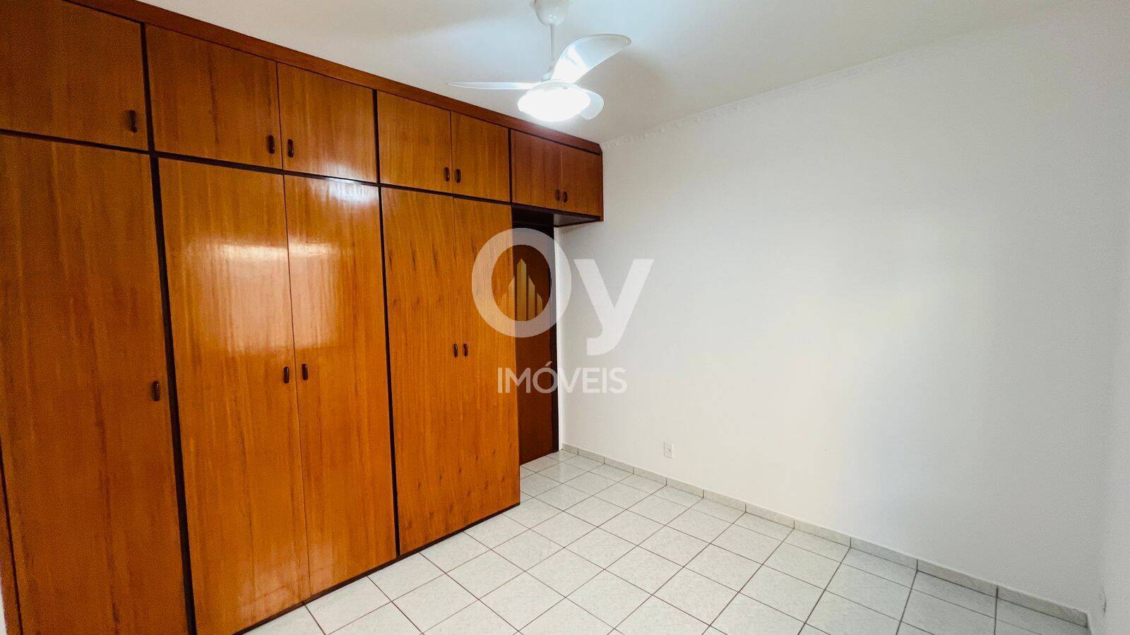 Casa Térrea para Locação no Condomínio Jardim das Colinas