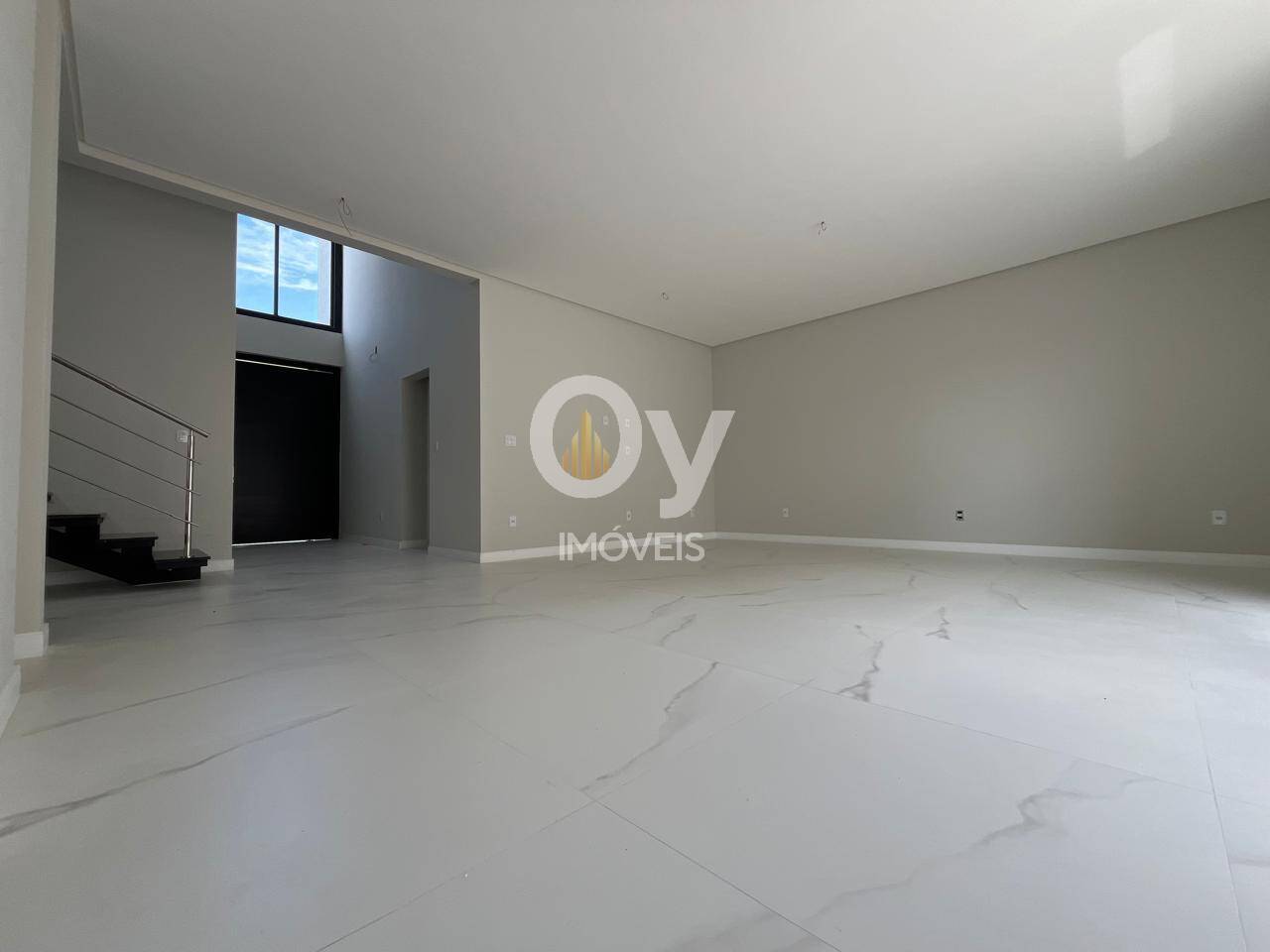 Casa Alto Padrão Recém Construída no Condomínio Rudá