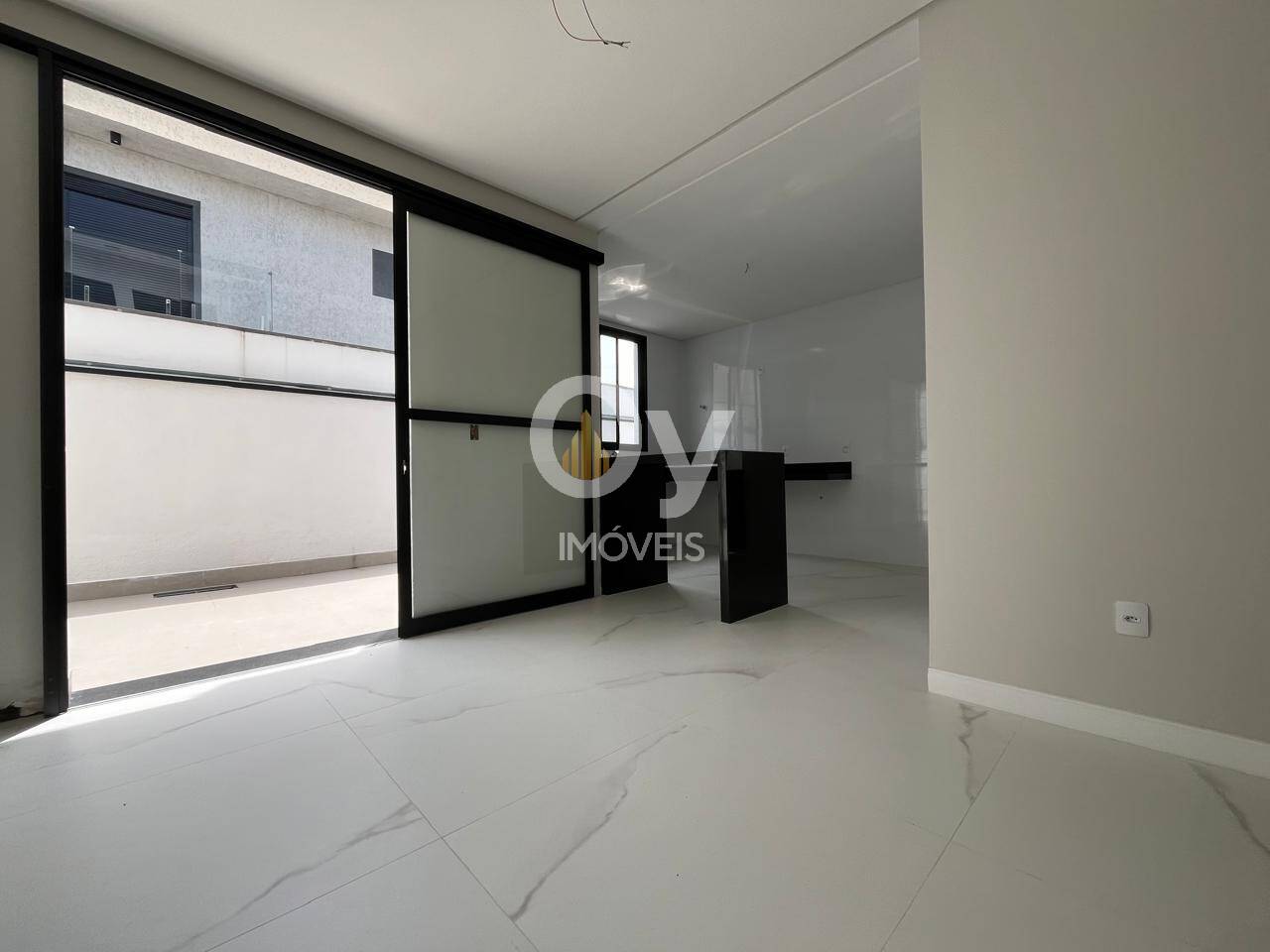 Casa Alto Padrão Recém Construída no Condomínio Rudá
