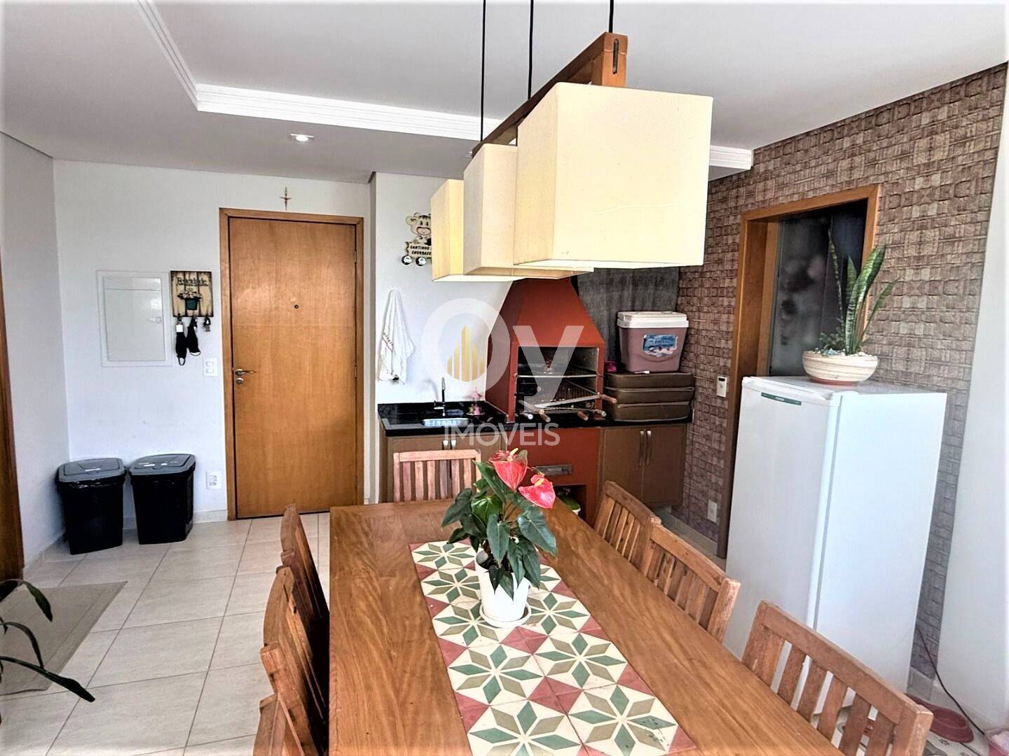 Apartamento á Venda 3 Dormitorios, 2 Suítes no Edifício Montserrat – 152 m²