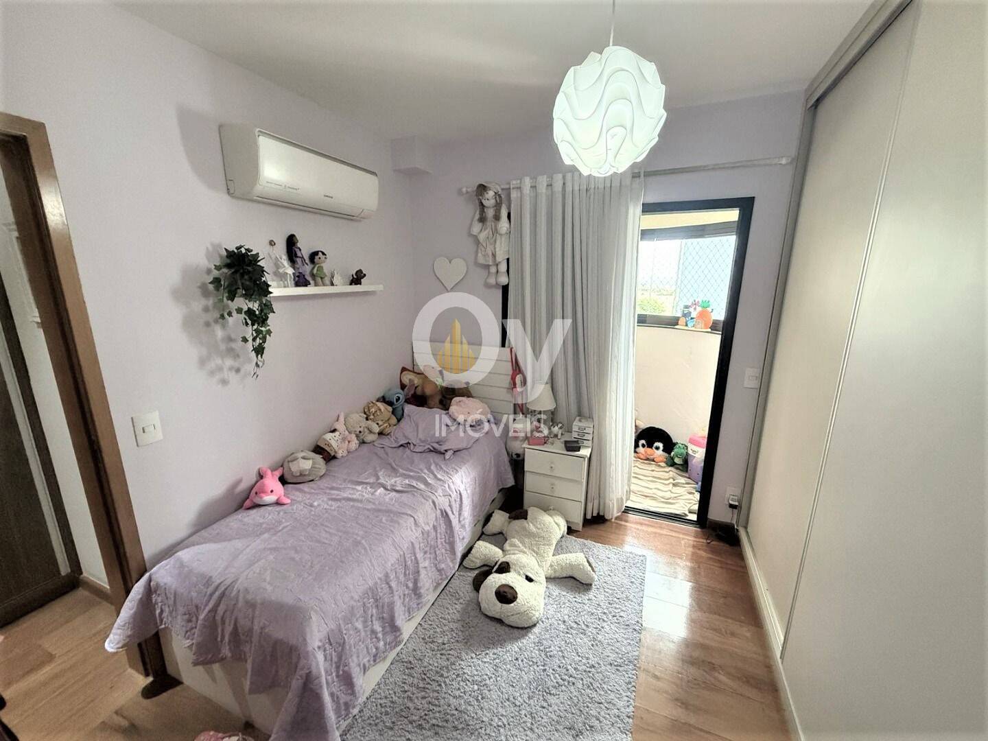 Apartamento á Venda 3 Dormitorios, 2 Suítes no Edifício Montserrat – 152 m²